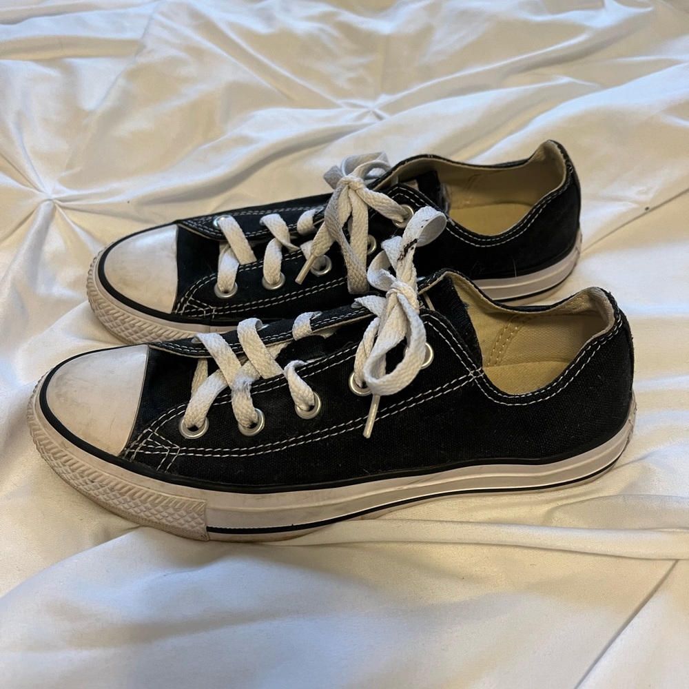 Converse Chuck Taylor All Star Low Top Shoes in Black